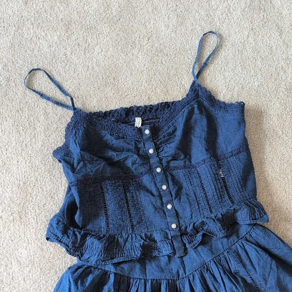 AEO Navy Ruffle Set - Picture 15 of 16